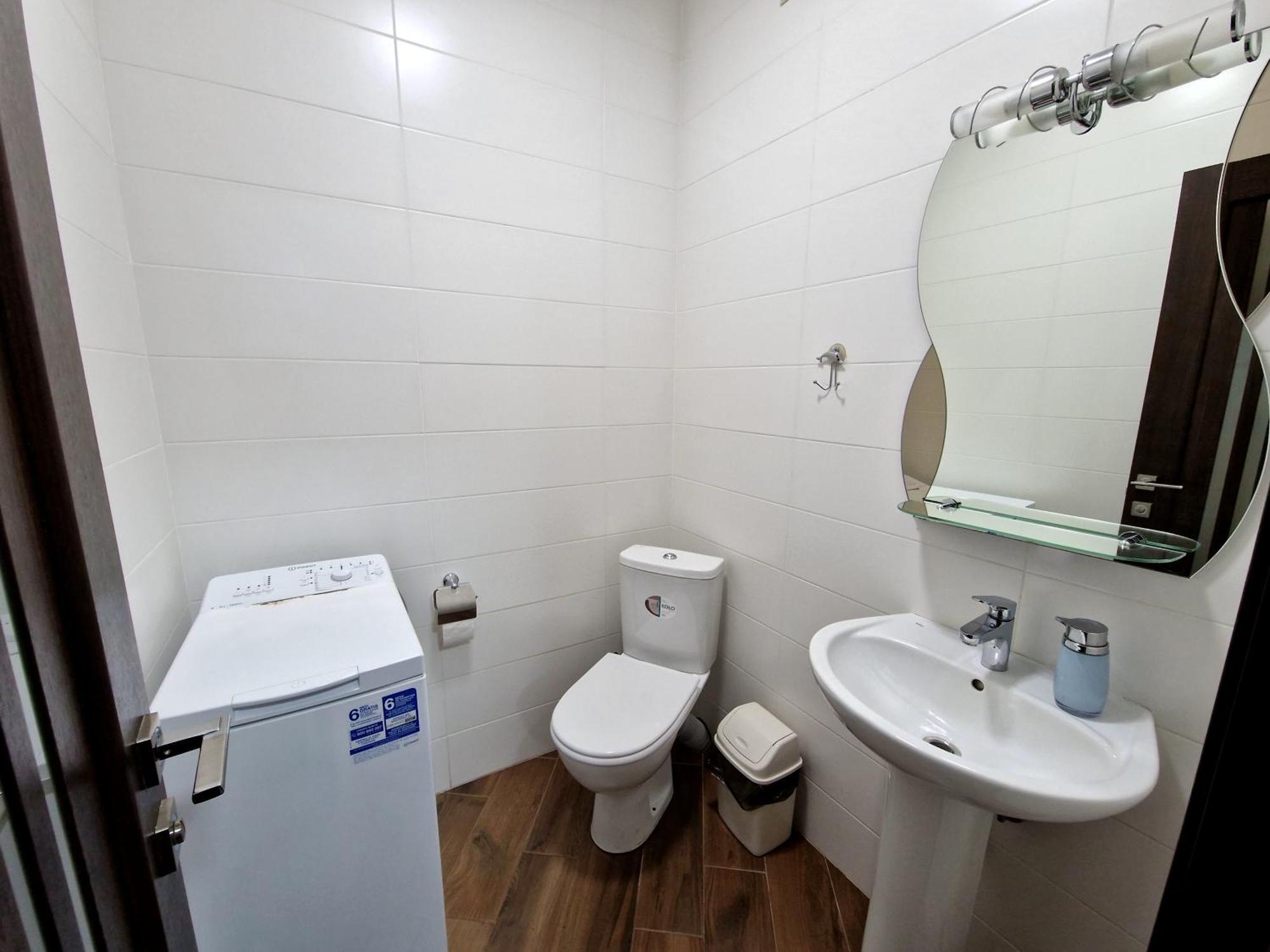 Modern Apartment On Belvedere Ивано-Франковск Экстерьер фото